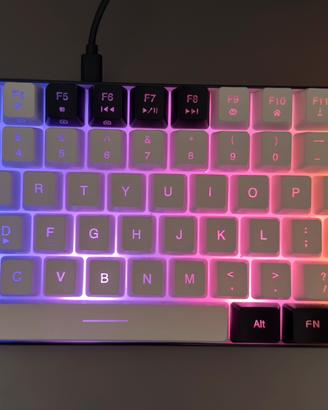 Tastiera gaming retroilluminata