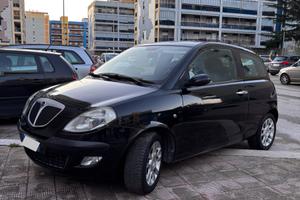 Lancia Ypsilon 1.3 MultiJet