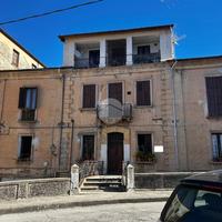 3 LOCALI A COSENZA