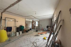 3 LOCALI A GRUMO NEVANO