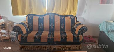  2 divani di due e tre posti