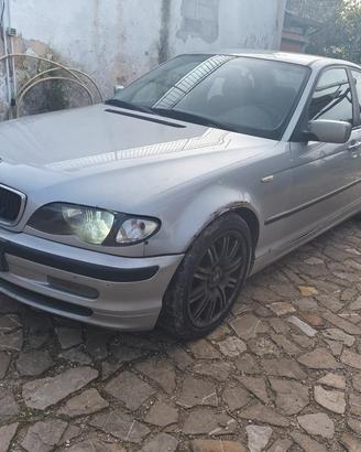 BMW 320 ricambi 