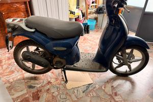 Aprila Scarabeo 50cc  2 tempi