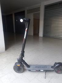 monopattino elettrico