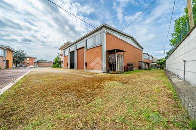 BOX A QUATTRO CASTELLA