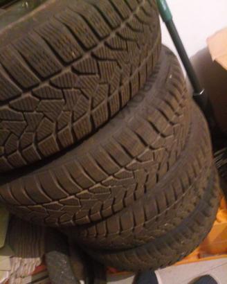 Gomme invernali con cerchi