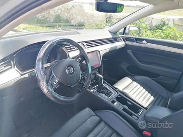PASSAT SW 2018 150 EXECUTIVE
