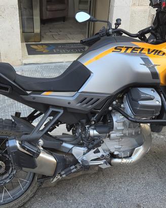 moto guzzi stelvio permuto