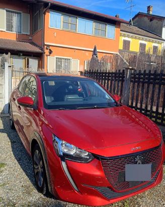 peugeot e208 elettrica
