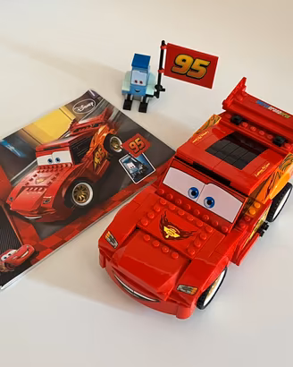 LEGO Cars 8484 – Ultimate Build Lightning McQueen