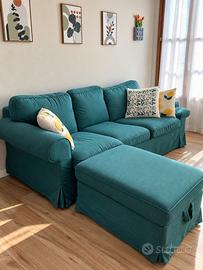 Divano 3 posti verde petrolio con pouf - 400€