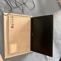 Computer Asus Modello E510M NUOVO con scatola