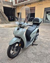 Sh+200 Vendita in Moto e scooter