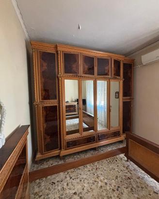 Armadio in legno