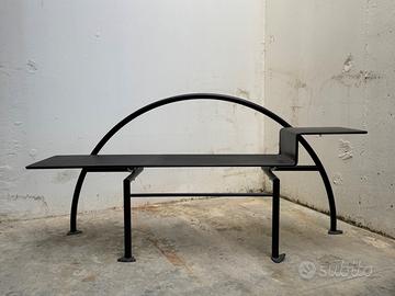 Panca Karina di Alessandro Mendini x Baleri Italia