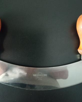 Mezzaluna in acciaio inox .