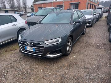 Audi A4 Avant 40 TDI S tronic line edition