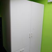 armadio e letto