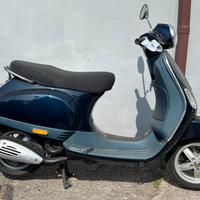 Piaggio Vespa 50 LX