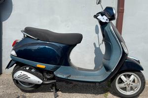 Piaggio Vespa 50 LX