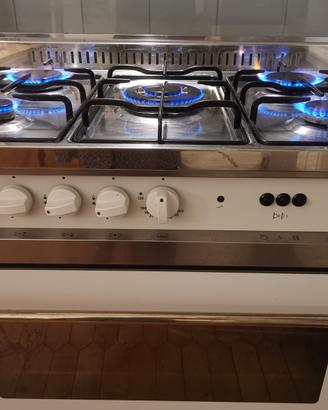 Macchina a Gas Lofra