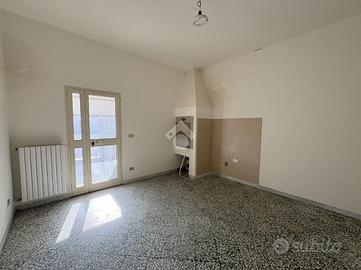 CASA INDIPENDENTE A POLIGNANO A MARE