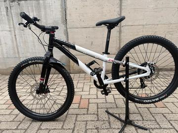 Commencal Ramones 24 Bambino