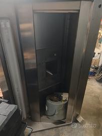 Cucina industriale e cappa