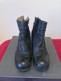 Stivaletti di pelle Ixos