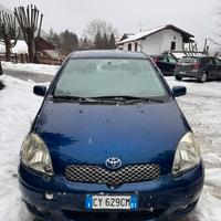 Toyota Yaris per NEOPATENTATI