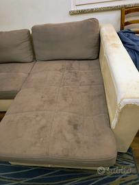 DIVANO CON PENISOLA