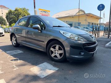 Peugeot 207 1.4 HDi 70CV 5p. X Line