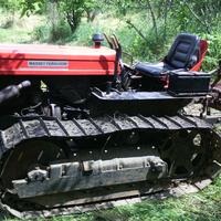 Trattore cingolato Massey Ferguson 144