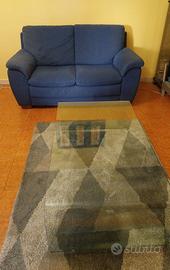 Divano 2 posti e tavolino a ponte