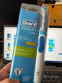 spazzolino elettrico Oral-B Braun Vitality 2D