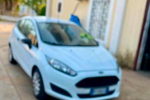 Ford fiesta van 2 posti