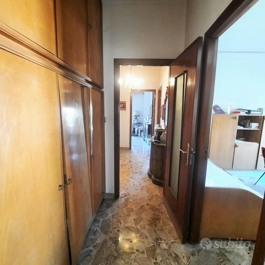 Appartamento – Palermo, Villaggio Santa Rosalia, IV Circoscrizione - Altro