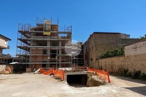 4 LOCALI A SANT'ARPINO