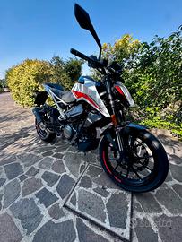 KTM Duke 390