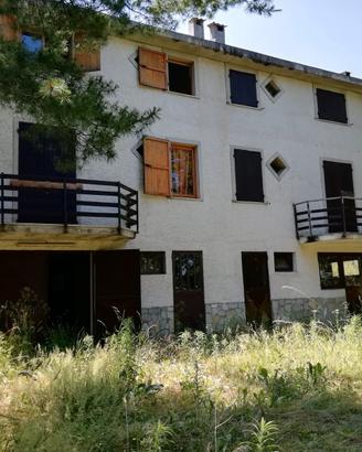 Porzione di villa bifamiliare