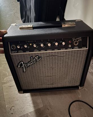 Amplificatore Fender Frontman 15R