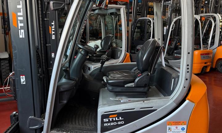 carrelli elevatori muletti