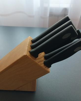 Set di coltelli + forchette