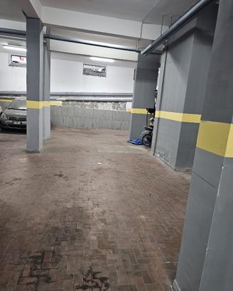 Posti auto zona Corso Italia,Secondigliano min 4
