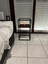 Mobiletto stile industriale