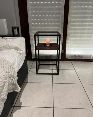 Mobiletto stile industriale