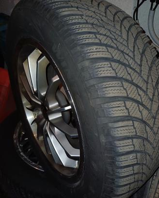  4 gomme invernali 215/55R17 
