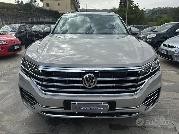 Vw Touareg tdi Advanced 231cv TETTO/PELLE/LED/CAM