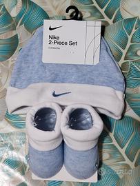 Nike set cappellino + babbucce 0-6 mesi
