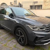 Volkswagen TIGUAN 2.0 TDI DSG ELEGANCE